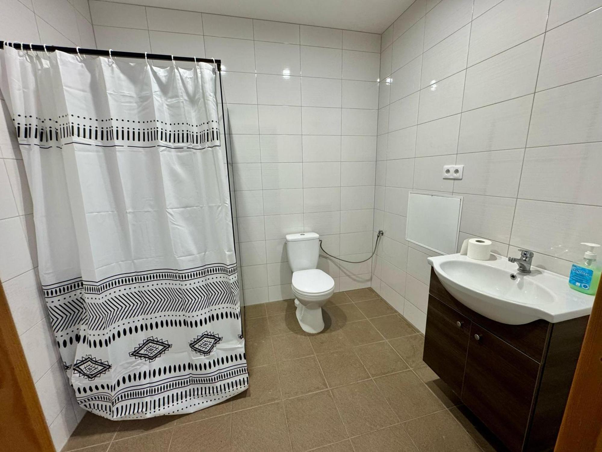 Sajutu Parka Hostelis Валмиера Екстериор снимка