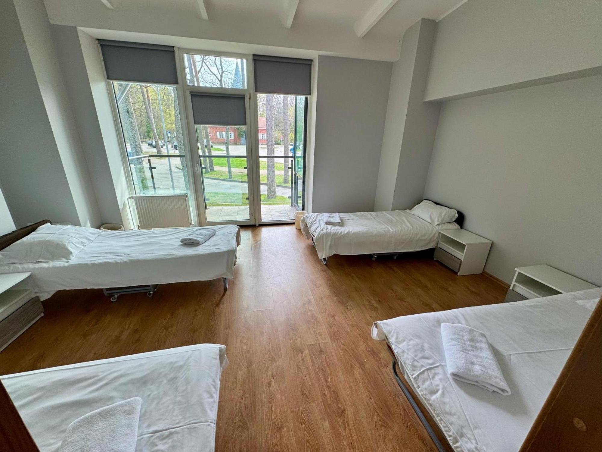 Sajutu Parka Hostelis Валмиера Екстериор снимка