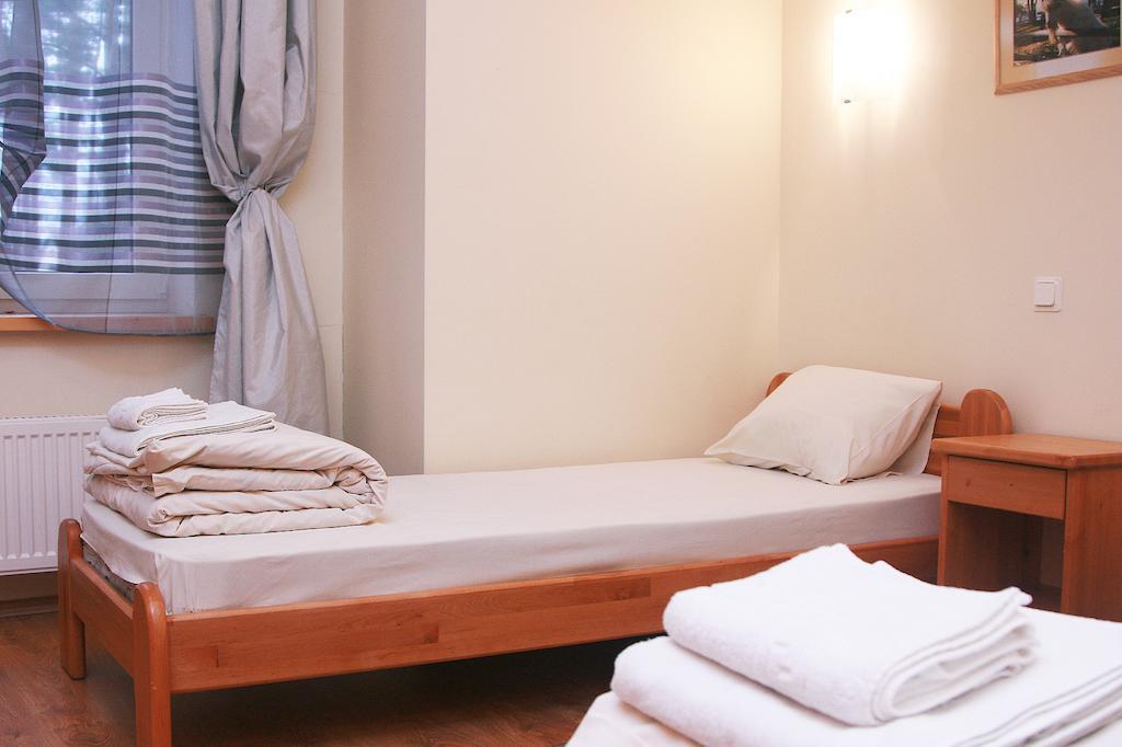 Sajutu Parka Hostelis Валмиера Стая снимка
